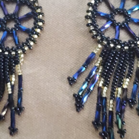 Handmade Beaded Chandelier Shepard's Hook Earrings Black Iridescent and Gold 4" - Picture 15 of 16